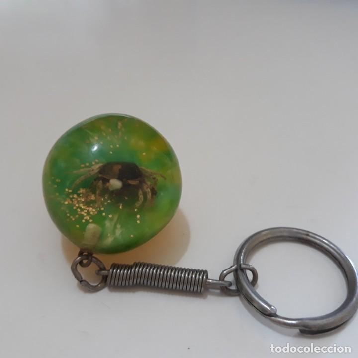 Sammlung von Schl&uuml;sselanh&auml;ngern: LLAVERO BOLA CANGREJO Y PERLA A&Ntilde;OS 70/80