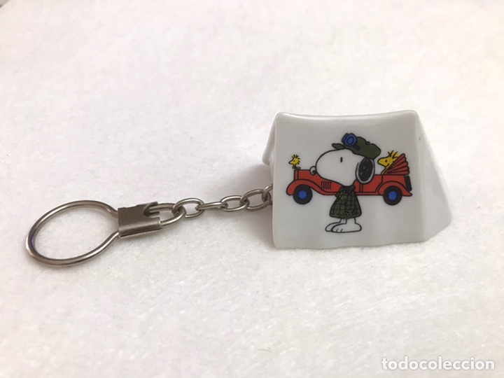 Coleccionismo de llaveros: LLAVERO CER&Aacute;MICA DE SNOOPY Publicidad Camping Vivero Lugo