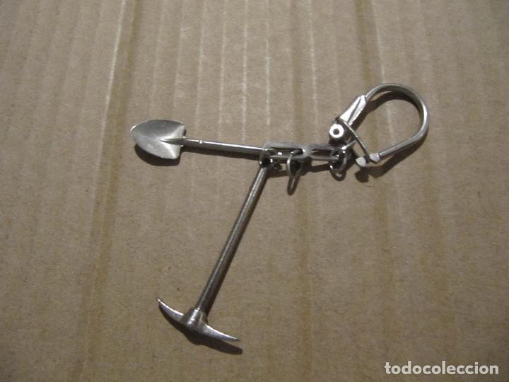 Colecionismo de porta-chaves: pico y pala metal LLAVERO