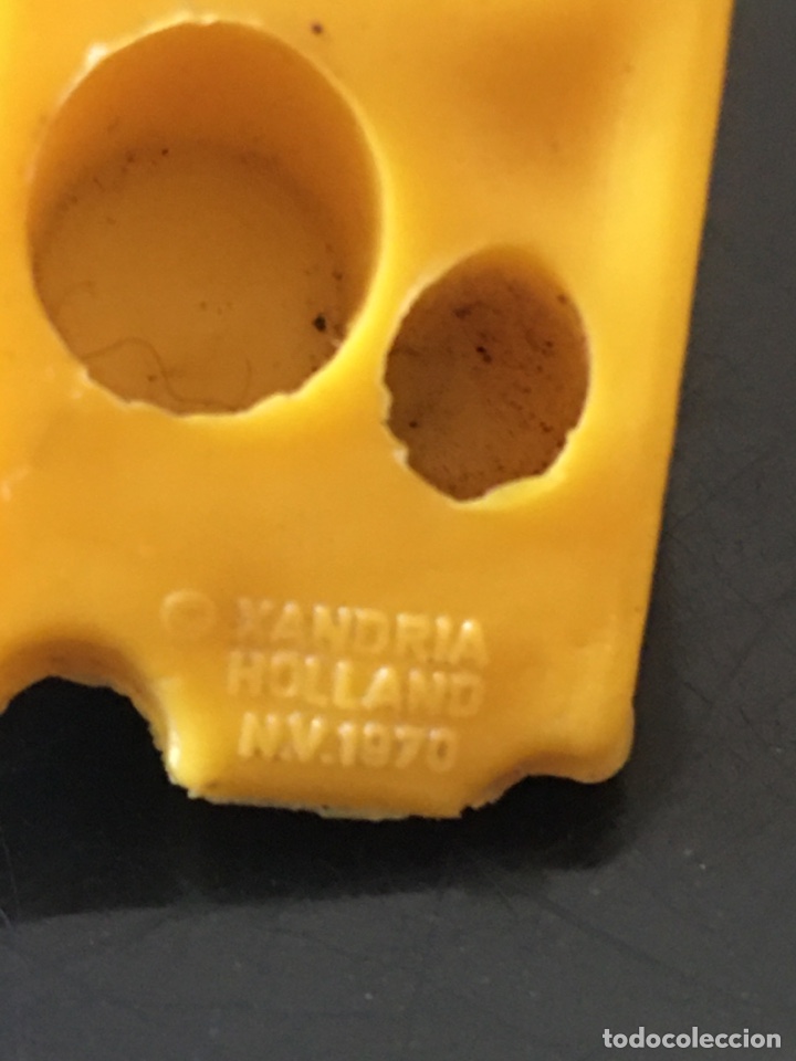 Coleccionismo de llaveros: LLAVERO QUESO CON RATON - HOLANDA 1970 - Foto 3