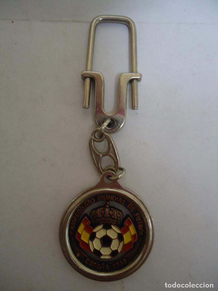 Coleccionismo de llaveros: LLAVERO DEL MUNDIAL DE FUTBOL DEL A&Ntilde;O 1982. A&Ntilde;OS 80. -- 12