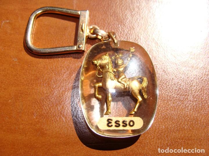 Sammlung von Schl&uuml;sselanh&auml;ngern: LLAVERO ANTIGUO DE COLECCION 1965 ESSO COMPA&Ntilde;IA EEUU STANDARD OIL