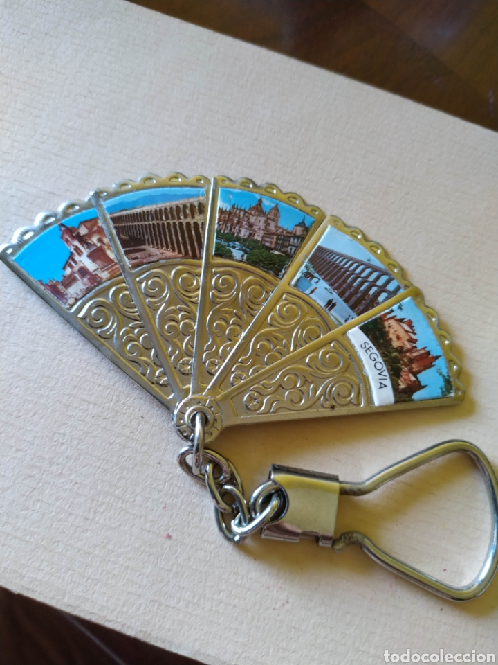 Sammlung von Schl&uuml;sselanh&auml;ngern: Llavero abanico motivo Segovia