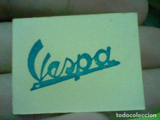 Coleccionismo de llaveros: VESPA MOTOCICLETA CROMO PVBLICIDAD N&ordm; 95 SIN PEGAR A&Ntilde;OS 50 TOMBOLA VIVIENDA 4 X 3 CMS