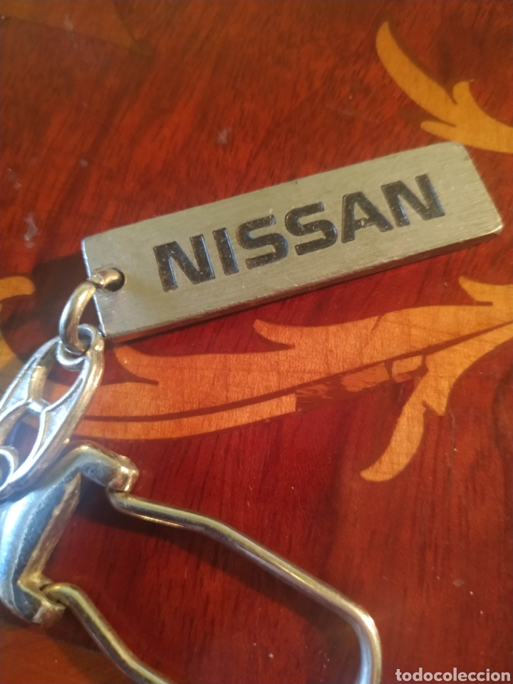 Coleccionismo de llaveros: Llavero marca coches Nissan - Foto 1