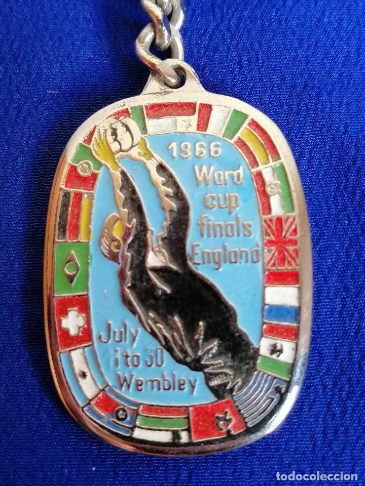 Collezionismo di Portachiavi: LLAVERO 1966 WORD CUP FINALE ENGLAND- (PANTALON SANTA CLARA)