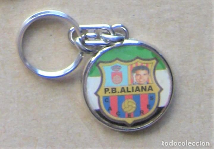 Collectionnisme de portes-cl&eacute;s: LLAVERO FC BARCELONA PENYA BARCELONISTA SAVIOLA ALIANA CACERES FUTBOL METAL KEYRING CHAIN R332
