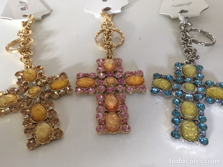 Coleccionismo de llaveros: Lote de llaveros crucifijos - Foto 2