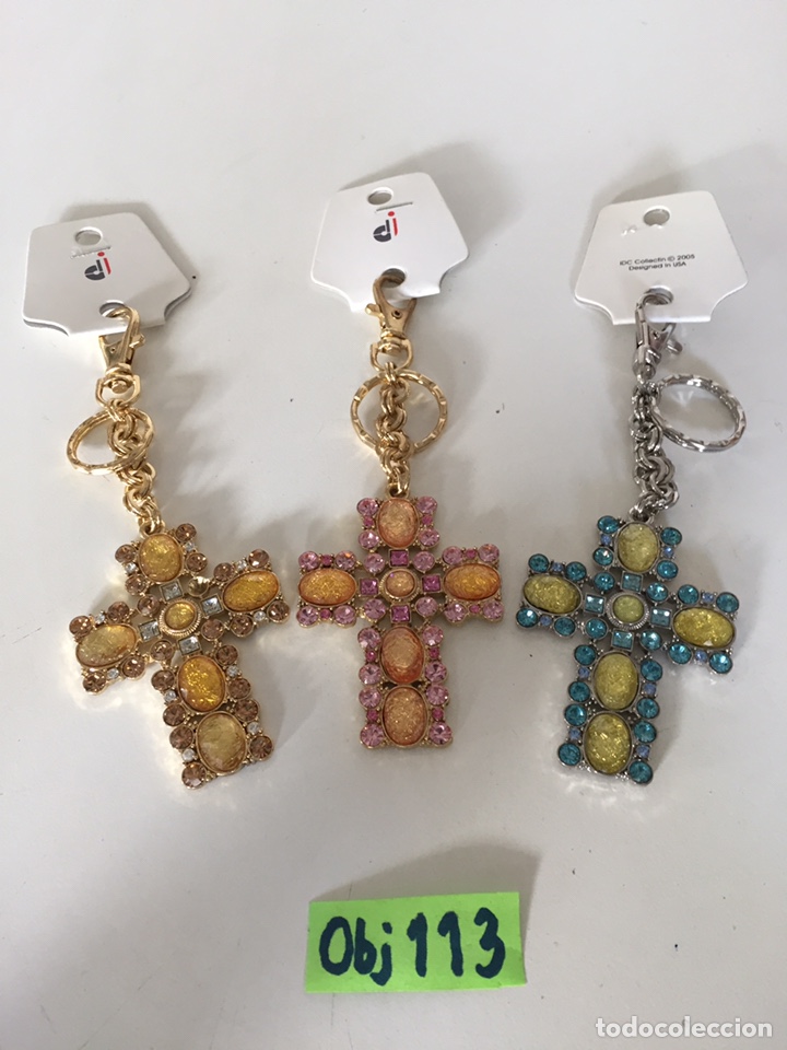 Coleccionismo de llaveros: Lote de llaveros crucifijos - Foto 1