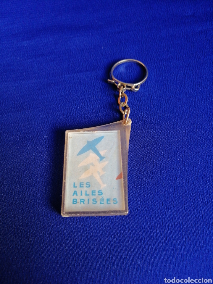 Collection of Keychains: LES AILES BRISEES