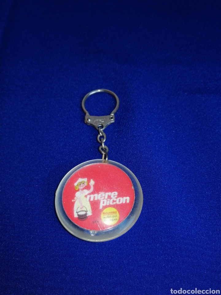 Collection of Keychains: PUBLICIDAD LECHE MERE PIC&Oacute;N