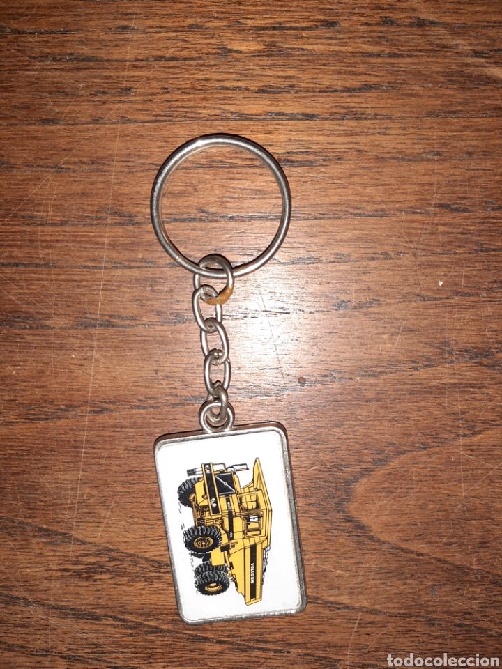 Collectionnisme de portes-cl&eacute;s: Llavero camion volvo bm