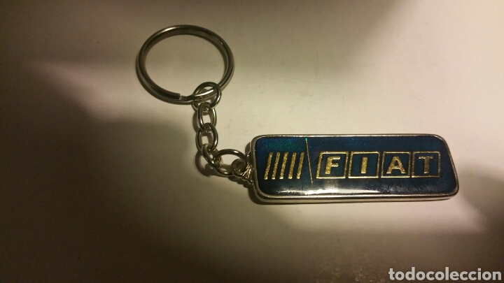 Coleccionismo de llaveros: Llavero fiat.