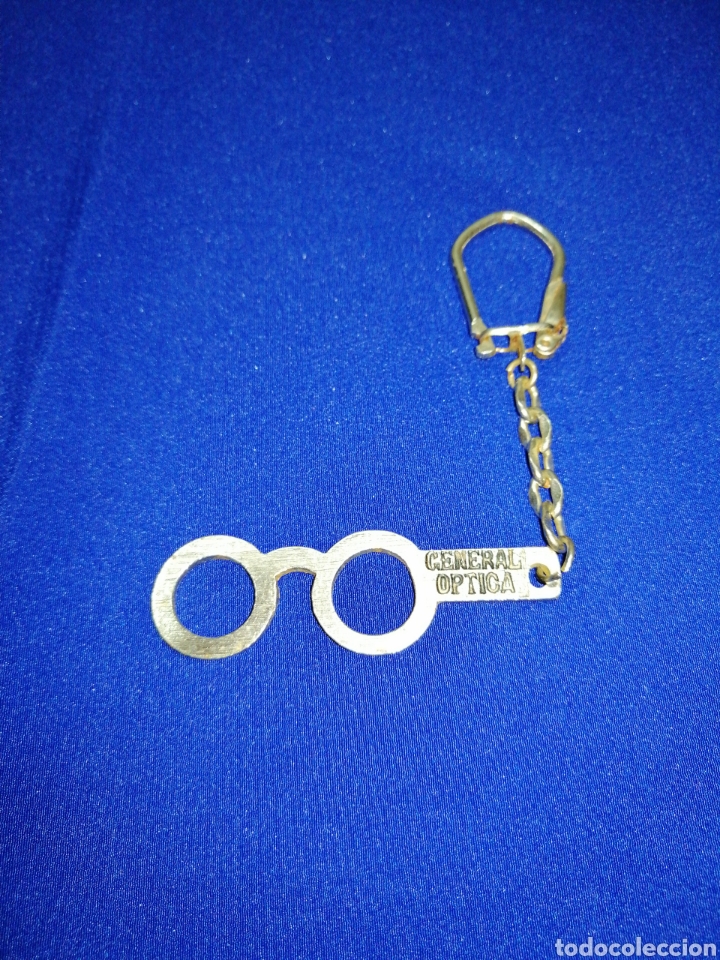 Collection of Keychains: PUBLICIDAD GENERAL &Oacute;PTICAS LLAVERO