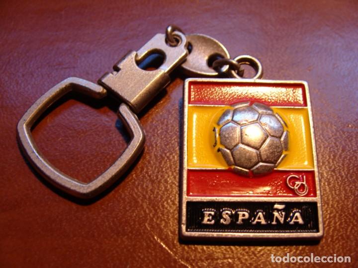 Coleccionismo de llaveros: ANTIGUO LLAVERO DE COLECCION FUTBOL ESPA&Ntilde;A MUNDIAL 82 CAMPEONATO DEL MUNDO 1982