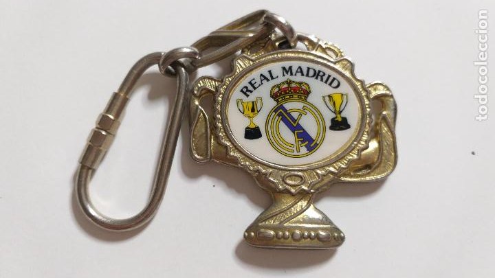 antiguo llavero real madrid - Buy Antique keyrings and keychains on  todocoleccion