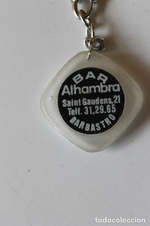 Coleccionismo de llaveros: LLAVERO BAR ALHAMBRA, BARBASTRO, PARA HACE QUINIELAS