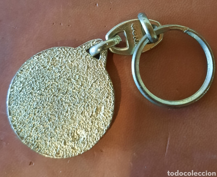 Coleccionismo de llaveros: Llavero Real madrid - Foto 2