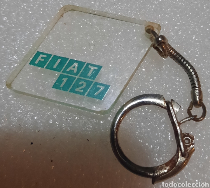 Coleccionismo de llaveros: Llavero fiat 127 - Foto 1