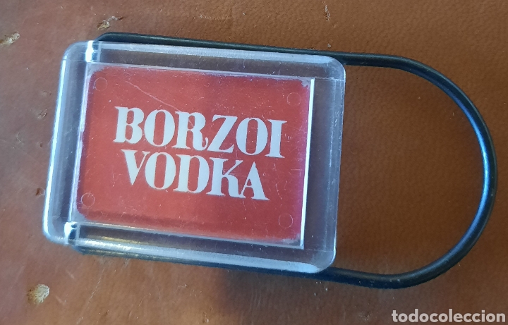 Coleccionismo de llaveros: Llavero vodka Borzoi - Foto 3