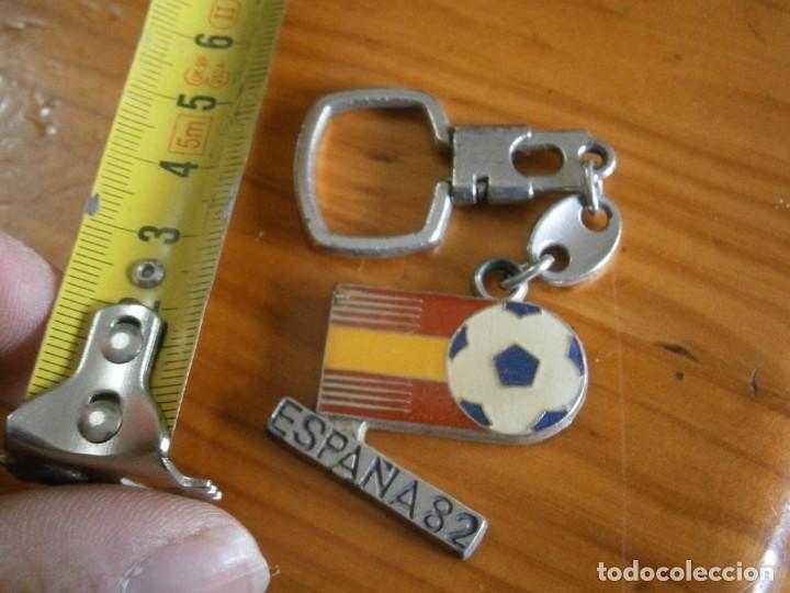 Collectionnisme de portes-cl&eacute;s: LLAVERO A&Ntilde;OS 70/80, DE FUTBOL ESPA&Ntilde;A 82 (1979)