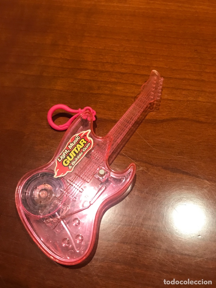 Coleccionismo de llaveros: Llavero guitarra. Con luz y m&uacute;sica. Nuble gum