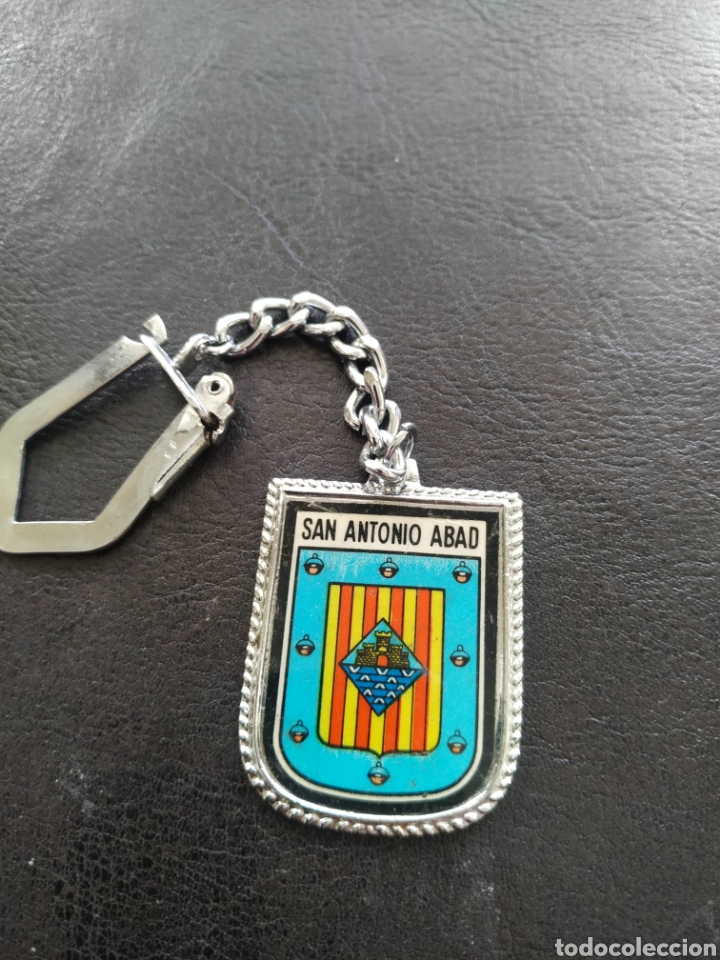 Coleccionismo de llaveros: Llavero key chain escudo her&aacute;ldico San Antonio Abad Ibiza