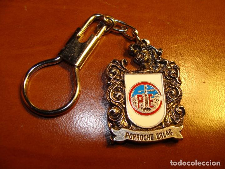 Collection of Keychains: ANTIGUO LLAVERO DE COLECCION PORROCHE ERLAC FUENTES DE EBRO