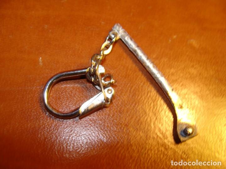 Collection of Keychains: ANTIGUO LLAVERO DE COLECCION PALO, STEEC