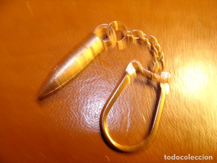 Collection of Keychains: ANTIGUO LLAVERO COLECCION BALA