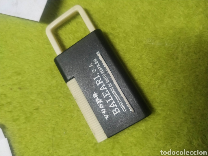 Coleccionismo de llaveros: Llavero keychain Vespa concesionario Barcelona llavero de pl&aacute;stico