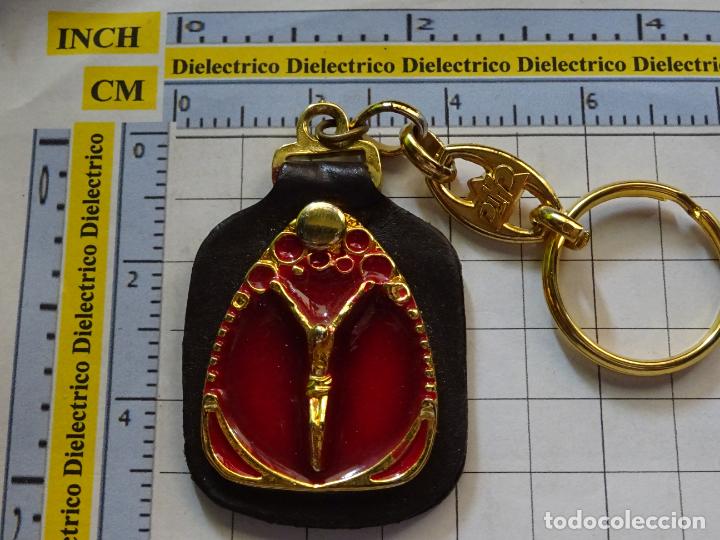 Collection of Keychains: LLAVERO RELIGIOSO SEMANA SANTA. CRISTO JESUCRISTO CRUCIFIJO