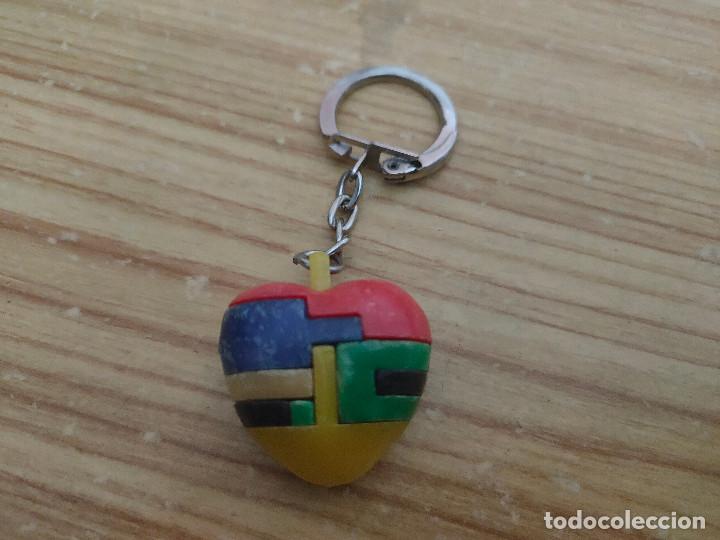 Coleccionismo de llaveros: Llavero puzzle / rompecabezas con forma de coraz&oacute;n - Foto 2