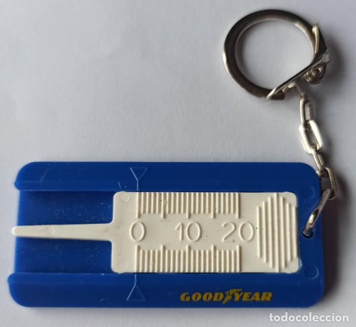 Coleccionismo de llaveros: Llavero GOODYEAR con medidor . NUEVO - Foto 1