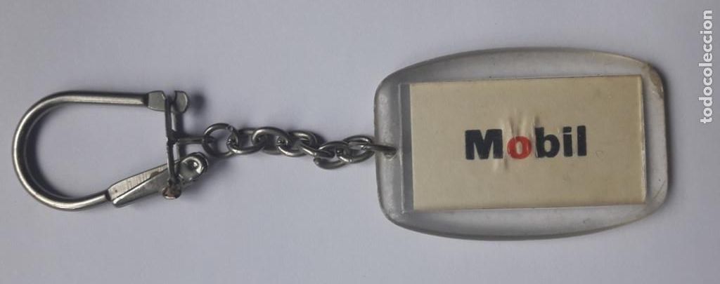 Coleccionismo de llaveros: LLAVERO MOBIL. LUBRICANTES. COCHE. MOTOR. ACEITE Y LUBRICANTE. PLASTICO.