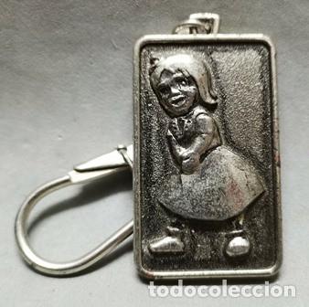Coleccionismo de llaveros: LLAVERO DE METAL FIGURA DE HEIDI - LLAV-13348 - B-395