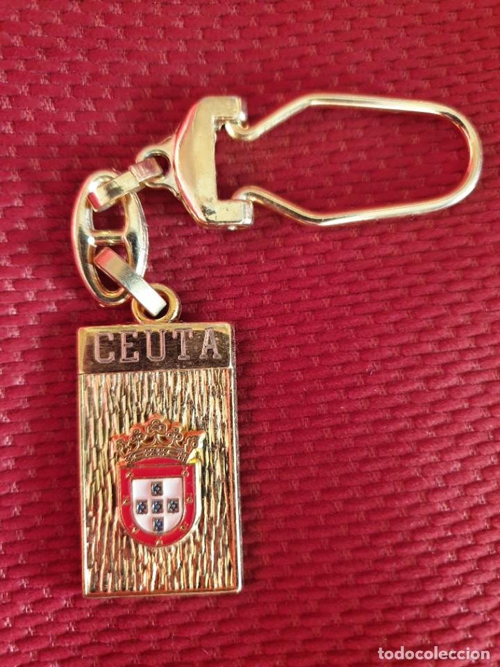 Coleccionismo de llaveros: TRES LLAVEROS DE CEUTA - Foto 1