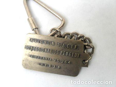 Coleccionismo de llaveros: llavero insignia peugeot 404 504 concesionaria tn gp avignon