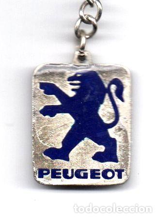 Coleccionismo de llaveros: autos peugeot escudo en cuadro llavero