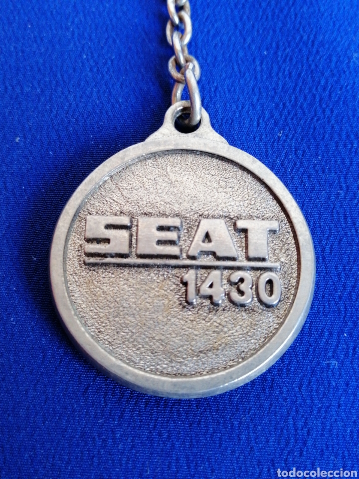 Coleccionismo de llaveros: SEAT 1430 - Foto 2