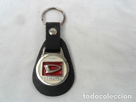 Coleccionismo de llaveros: llavero agencia fiat peugeot sevel ferraroti 128 insignia