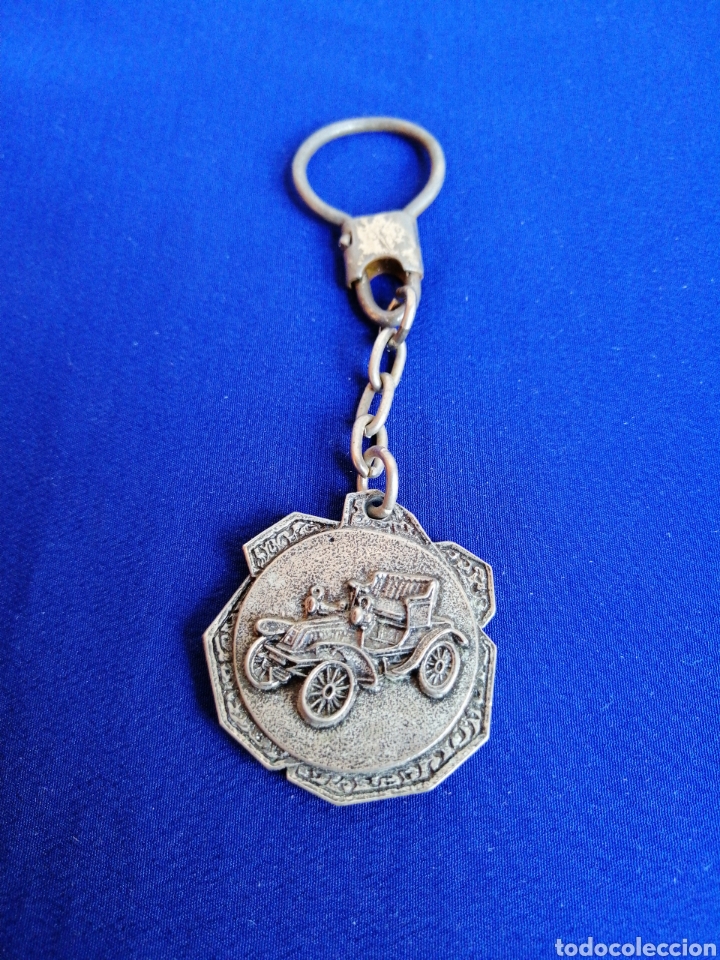 Sammlung von Schl&uuml;sselanh&auml;ngern: LLAVERO COCHE ANTIGUO