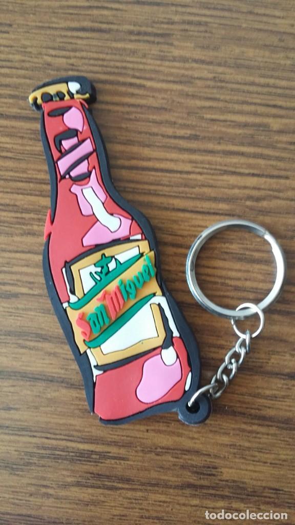 Coleccionismo de llaveros: Llavero pl&aacute;stico flexible San Miguel cerveza beer