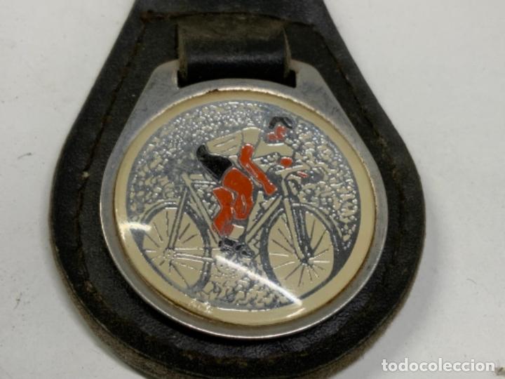 Coleccionismo de llaveros: Antiguo llavero ciclismo