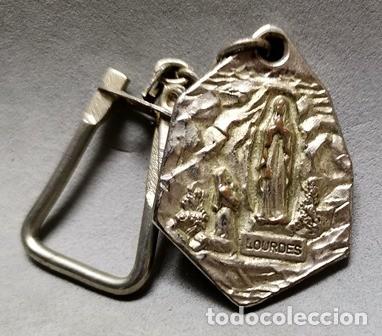 Coleccionismo de llaveros: LLAVERO DE METAL SAN CRISTOBAL - VIRGEN DE LOURDES - A- LLAV-14236 - B-447