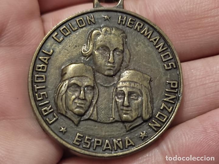 Coleccionismo de llaveros: CRISTOBAL COLON HNOS PINZON V CENTENARIO DESCUBRIMIENTO AMERICA LLAVERO METAL 4 CMS