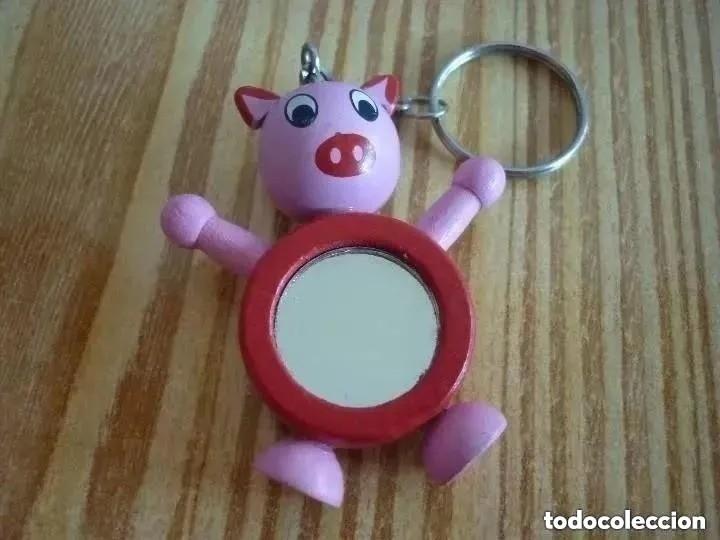 Coleccionismo de llaveros: Llavero - gato de madera con espejito - 6 cm.