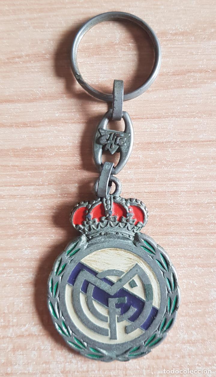 Collectionnisme de portes-cl&eacute;s: Llavero del Real Madrid. Escudo. F&uacute;tbol