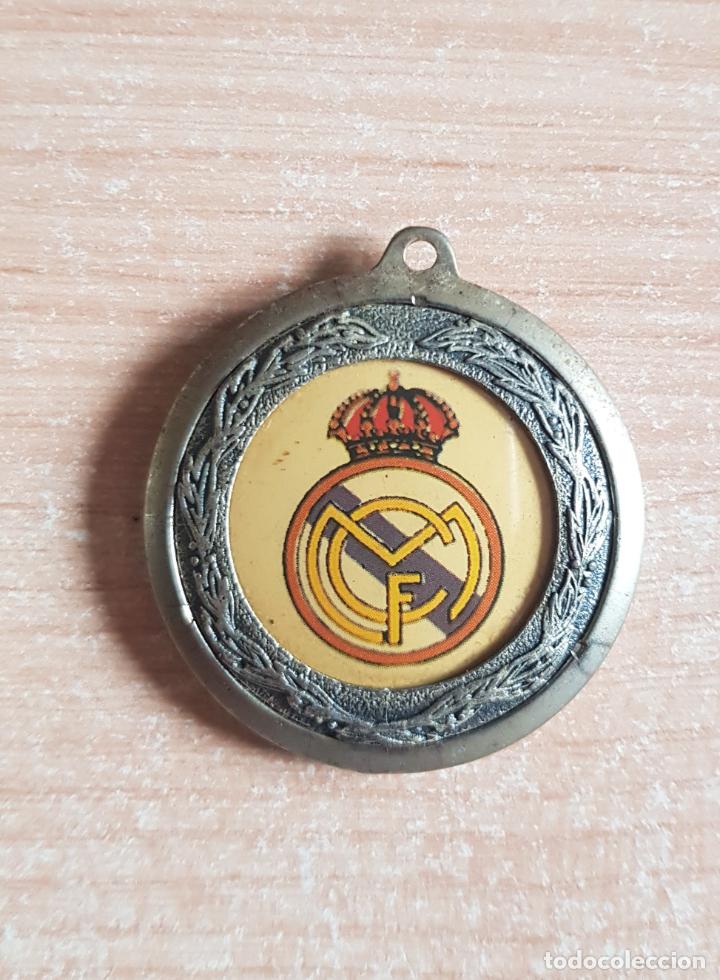 Collectionnisme de portes-cl&eacute;s: Llavero del Real Madrid. Escudo. F&uacute;tbol. Antiguo