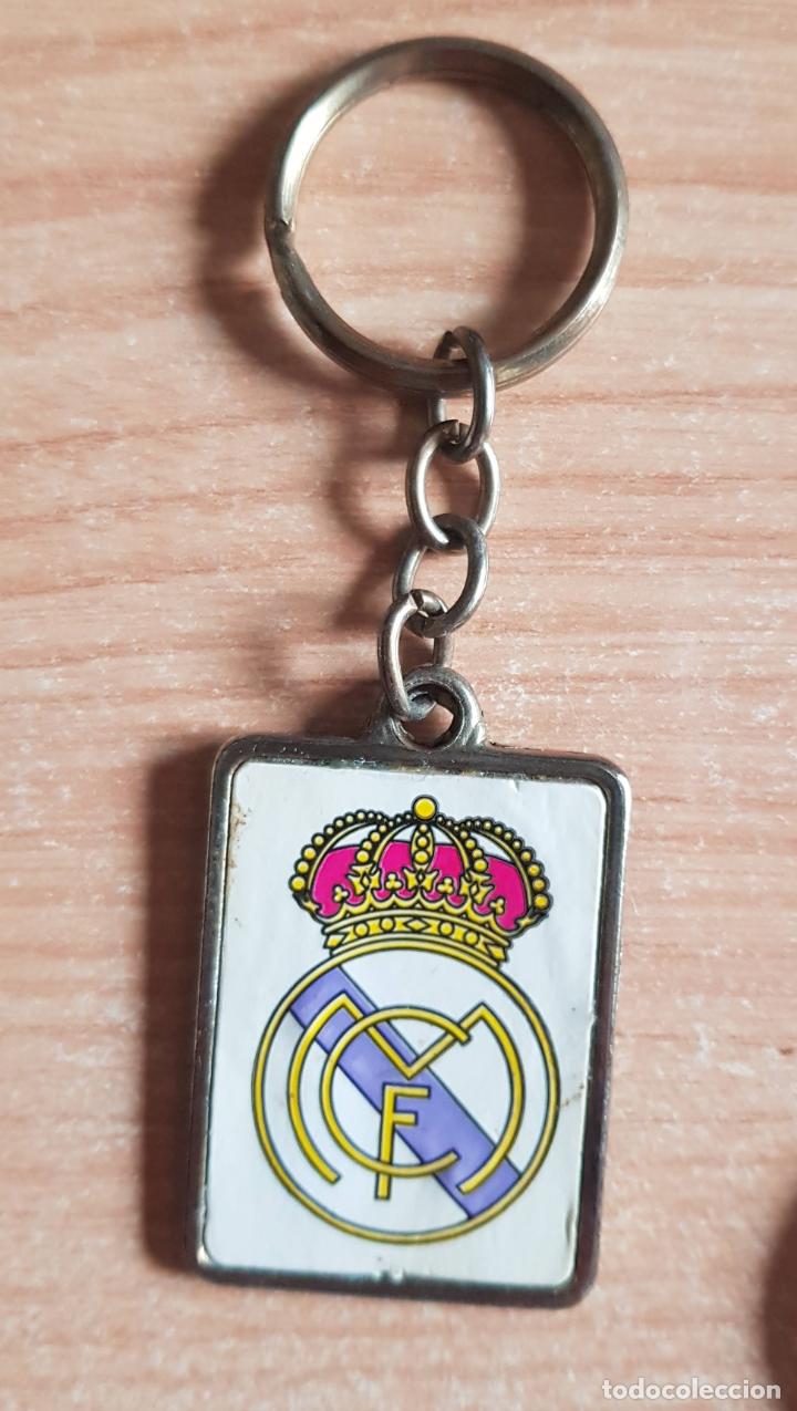 Collectionnisme de portes-cl&eacute;s: Llavero del Real Madrid. Escudo. F&uacute;tbol